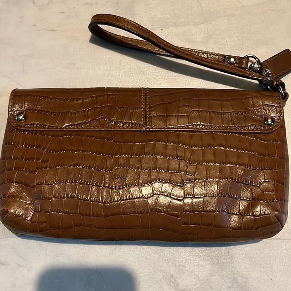 Coach  Vintage Ashley large Wristlet  Croc pattern Leather  brown /Silvertone - Picture 5 of 9